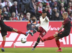 Atasi Augsburg, Bayern Munich Kukuh Puncaki Klasemen