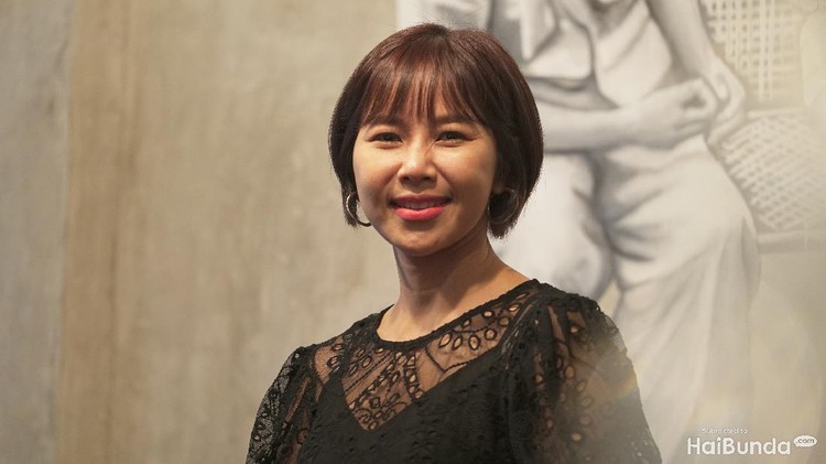 Yannie Kim memang sukses meniti karier sebagai artis drama Korea. Tapi ternyata, ini alasan Yannie Kim meninggalkan Bekasi pada 1999 silam.
