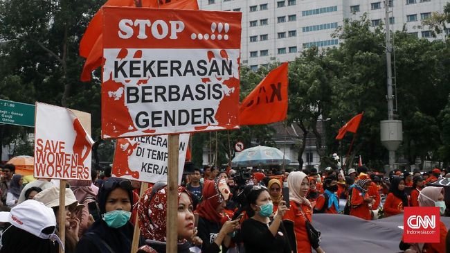 Hari Perempuan Internasional tak lepas dari perjuangan kesetaraan kaum hawa dengan laki-laki dalam hal upah dan perlakuan yang hingga kini masih belum setara.
