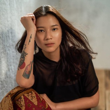 Lirik Lagu MPV - Danilla