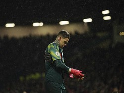 Man City Terjungkal, Guardiola Enggan Salahkan Ederson
