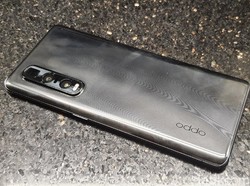 Menggenggam Find X2 Pro, Puncak Teknologi Oppo