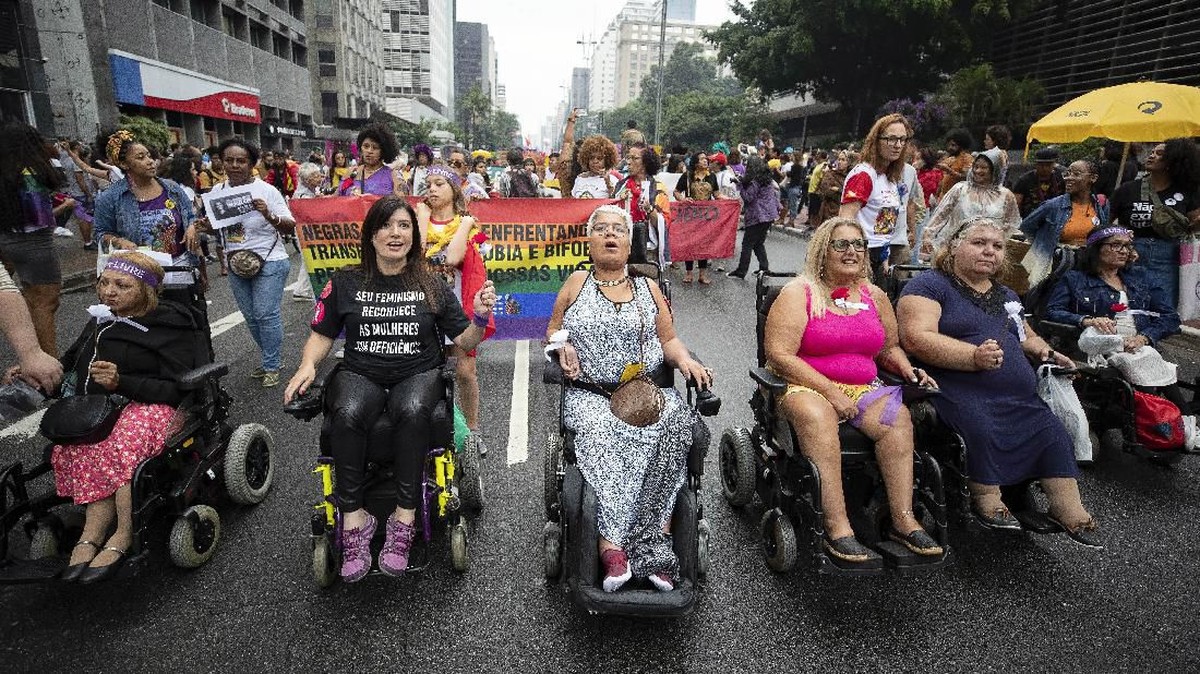 FOTO: Suara Kaum Hawa di Hari Perempuan Internasional