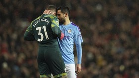 FOTO: MU Kalahkan Man City, Ederson Blunder