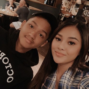 Cara Adem Aurel Hermansyah Tenangkan Azriel yang Diduga Disindir Raul Lemos