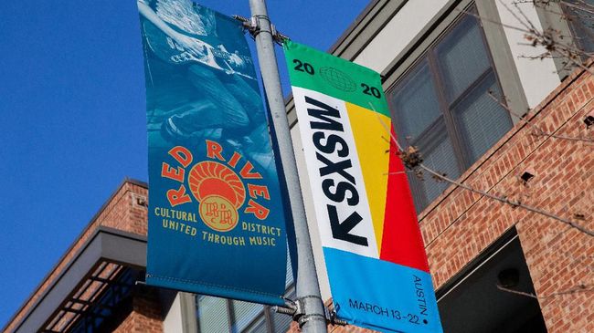 Pembatalan SXSW yang disebabkan virus corona disebut tidak ditanggung pihak asuransi. Akibatnya penyelenggara tak dapat mengembalikan uang tiket calon penonton.