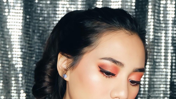 Trend Make Up Instagram 2017 Ini Begitu Booming, Begini Cara Mengaplikasikannya!