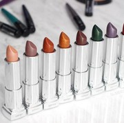 Maybelline Color Sensational Matte Metallics Lipstick, Matte Metallic Lipstick untuk Gaya yang Sensasional