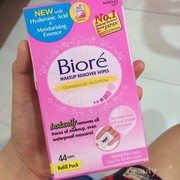 Wajah Bersih Seketika Berkat Biore Makeup Remover Wipes, Ini Kelebihannya!