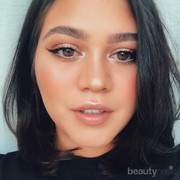 Enggak Menor, Ini 4 Make Up Look Simpel ala Sarah Ayu yang Bisa Kamu Tiru!