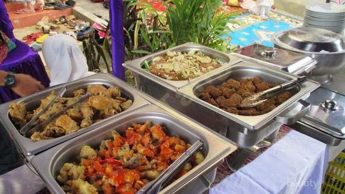 [FORUM] Solusi Memanfaatkan Kelebihan Stok Makanan Pesta