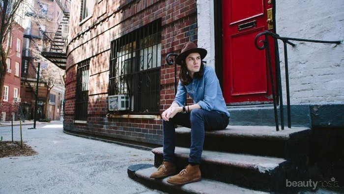 Bikin Deg-degan! 5 Penyanyi Pria Ini Memiliki Gaya yang Stylish Banget