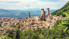 Banyak Rumah Seharga Secangkir Kopi di Pedesaan Italia, Tertarik Beli?