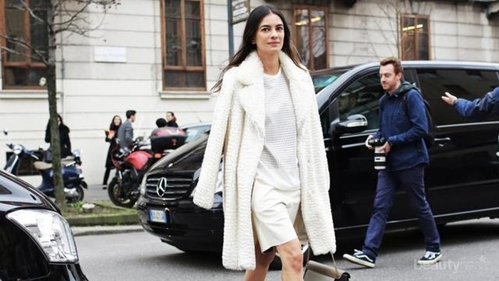 Ladies, Ini Dia 4 Fashion Item yang Wajib Banget Dimiliki Wanita Karir