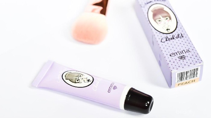 Ini Cream Blush di Bawah 50 Ribu yang Travel Friendly dengan Kemasan Lucu!