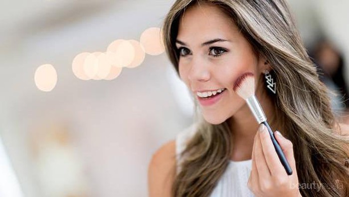 Kok Bisa Jerawat Muncul di Area yang Sama? Ternyata Ini Faktornya!