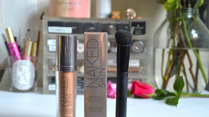 Review Urban Decay Naked Skin Weightless Ultra Definition: Liquid Foundation High End Terbaik Untuk Dapatkan Effortless Beauty!
