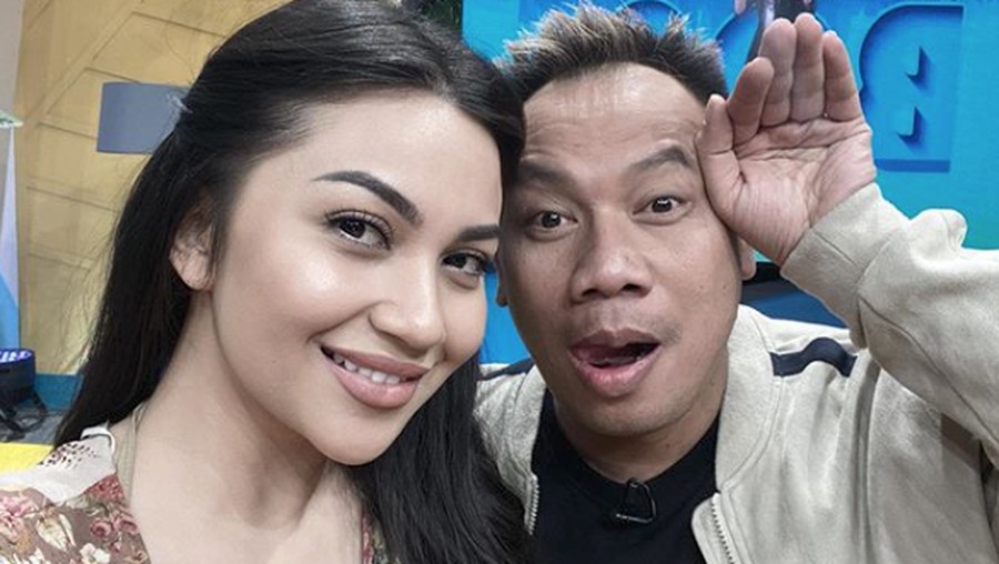 Buka Peluang Berjodoh dengan Vicky Prasetyo Deretan kontroversi Ariel Tatum.