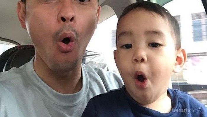 Selain Tampan, 3 Pejabat Muda Ini Punya Banyak Prestasi Lho! Penasaran?