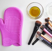Merasa Sudah Bersih Padahal Belum, Ini Dia 5 Langkah Mencuci Brush Make Up yang Benar!