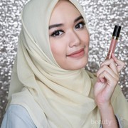 [FORUM] Gimana caranya lipstik nggak nempel di gigi?
