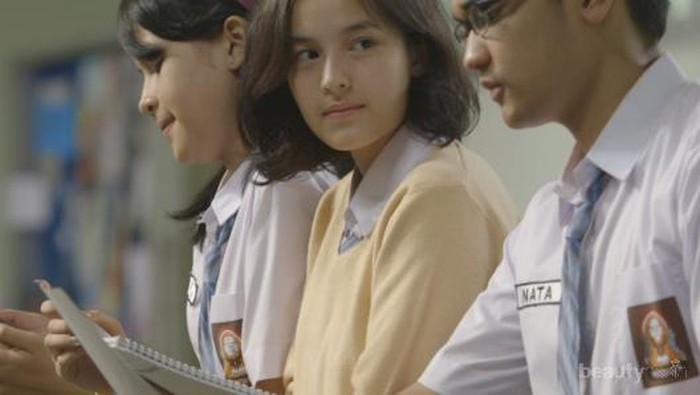 [FORUM] Pernah ditikung sama temen sendiri gak? Pilih tetap temenan atau udahan?