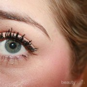 [FORUM] Bagaimana cara mengakali pemakaian mascara yang menggumpal?