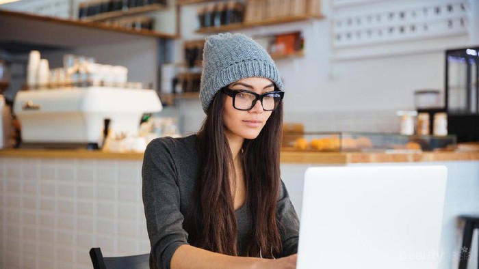 Cari Tahu Rekomendasi Cafe Cozy Buat Tempat Nyantai Sambil Bekerja di Sini!