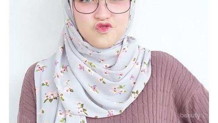 Model hijab yang bagus untuk orang gendut ke kondangan apa ya? Model hijab yang bagus untuk orang gendut ke kondangan apa ya?