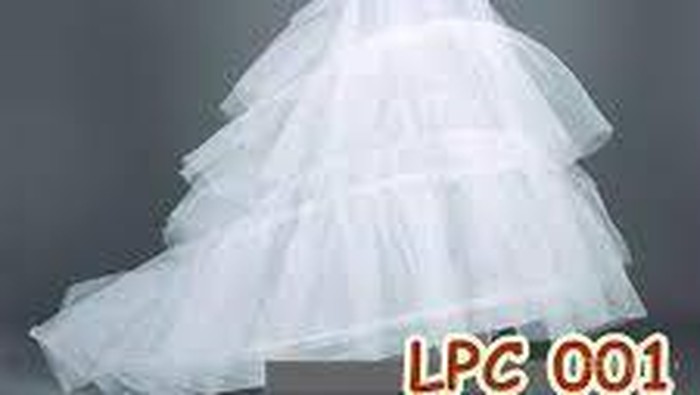 [FORUM] kamu lebih suka pake rok yang model mengembang atau model span ?