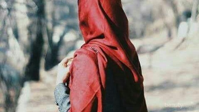 [FORUM] Kenapa susah banget mengurangi membicarakan orang di belakang ya?