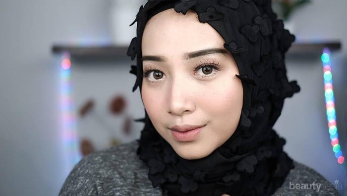 Tips and Trick Make Up untuk Kamu yang Berhijab dan Berwajah Bulat