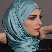[FORUM] Hijab satin masih jaman gak ya kalo dipakai ke pesta?