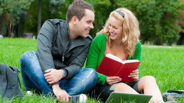 Ladies, Ini Dia 1001 Cara Meluluhkan Hati Pria dengan Cerdas dan Elegan!