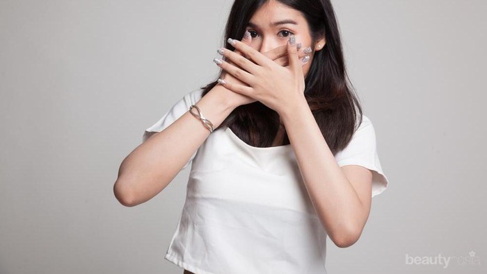 Punya Masalah dengan Bau Mulut? Singkirkan Saja dengan Cara Jitu Ini!