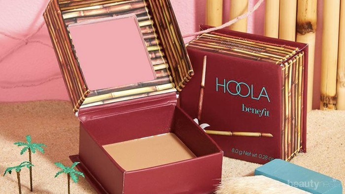 Tampil Eksotis dengan Benefit Hoola Bronzer Yuk! Intip Reviewnya di Sini!