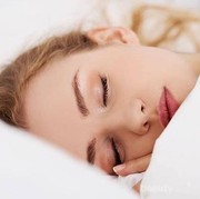 [FORUM] Pernah ketiduran dalam keadaan masih full makeup?
