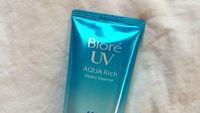 kegunaan biore uv aqua rich