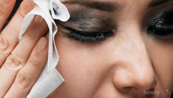 [FORUM] Bersihin Makeup pakai tisu basah bikin wajahku beruntusan deh