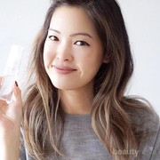 Tampil Fresh Setiap Saat dengan DIY Setting Spray Buatan Rumah, Gampang!