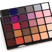 Palette Eyeshadow dengan Pilihan Warna yang Variatif: Viseart Grande Pro Volume 1