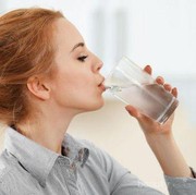 [FORUM] Kalau lagi haid, kamu tetap minum air dingin enggak?