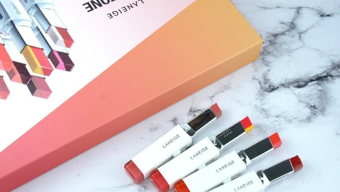 Laneige Two Tone Lipstick, Cara Terbaik untuk Mendapatkan Ombre Lips dalam Sekali Pulasan Laneige Two Tone Lipstick, Cara Terbaik untuk Mendapatkan Ombre Lips dalam Sekali Pulasan