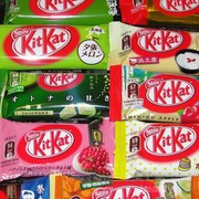 [FORUM] Kalo lagi jalan-jalan ke luar negeri, paling ga ketinggalan beli jajanan apa?