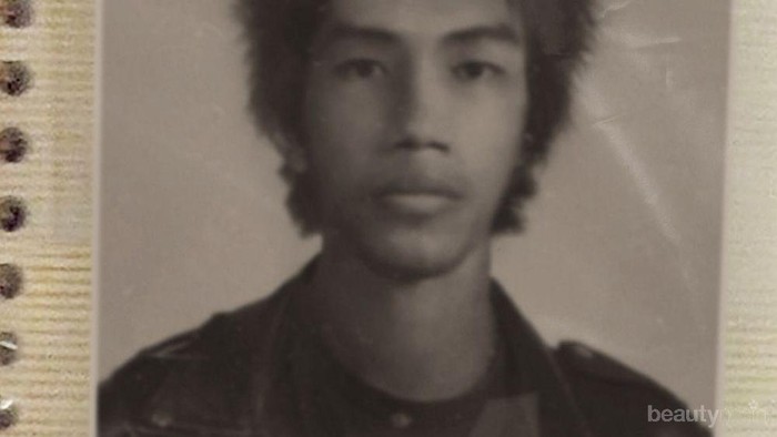 [FORUM] VIRAL! Foto Mirip Jokowi Bergaya Anak Punk, Beneran Nih?