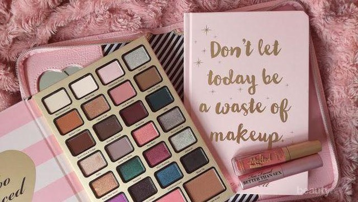 Unik Abis, Ternyata Ini Adalah Too Faced Boss Lady Eyeshadow Palette