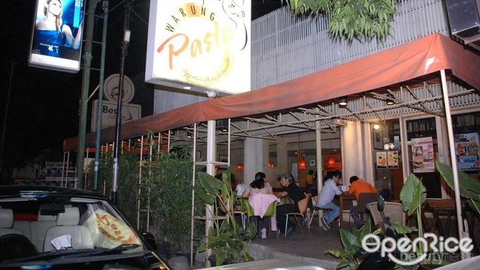 Di mana sih Tempat Makan Favorit Kamu? Share di Sini Yuk! Di mana sih Tempat Makan Favorit Kamu? Share di Sini Yuk!