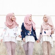 [FORUM] Beli Hijab Mending Online atau langsung di Tempatnya ya?