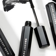 Yuk, Coba Marc Jacobs Velvet Noir Mascara untuk Bulu Mata yang Lebih Bervolume Berkali-kali Lipat