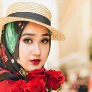 [FORUM] Paduan hijab dan topi, agar jauh dari kesan norak